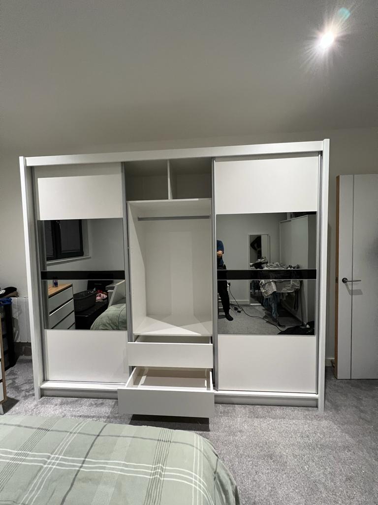 250cm Virginia Sliding Door Wardrobe (White or Grey)