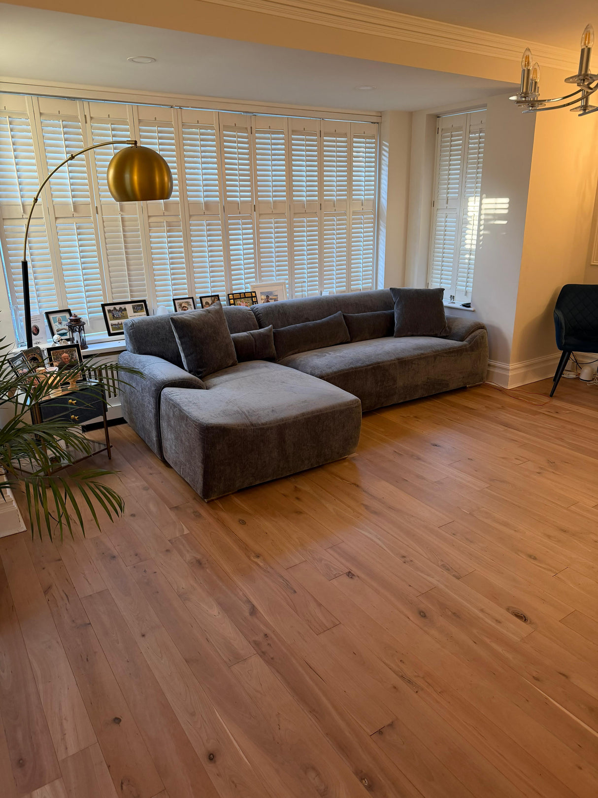 Madrid Corner Sofa (Available in Ivory or Charcoal)