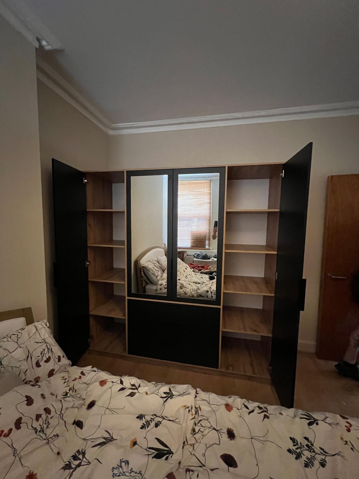 196cm San Francisco Wardrobe (Available in black/oak wotan or white/oak wotan)