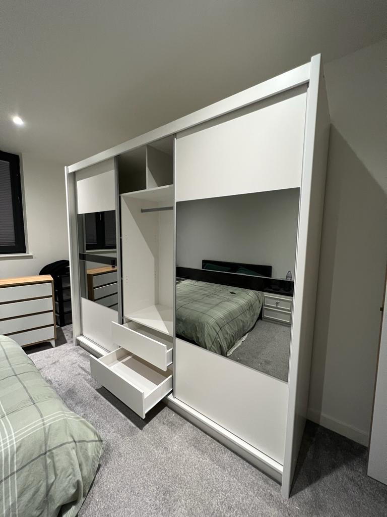 250cm Virginia Sliding Door Wardrobe (White or Grey)