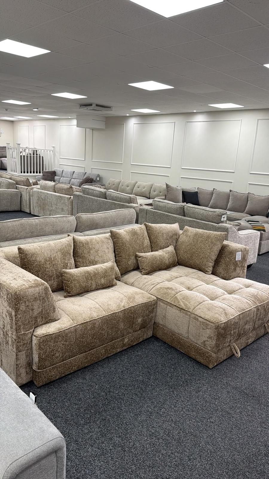 Kensington Corner Storage Electric Sofa Bed