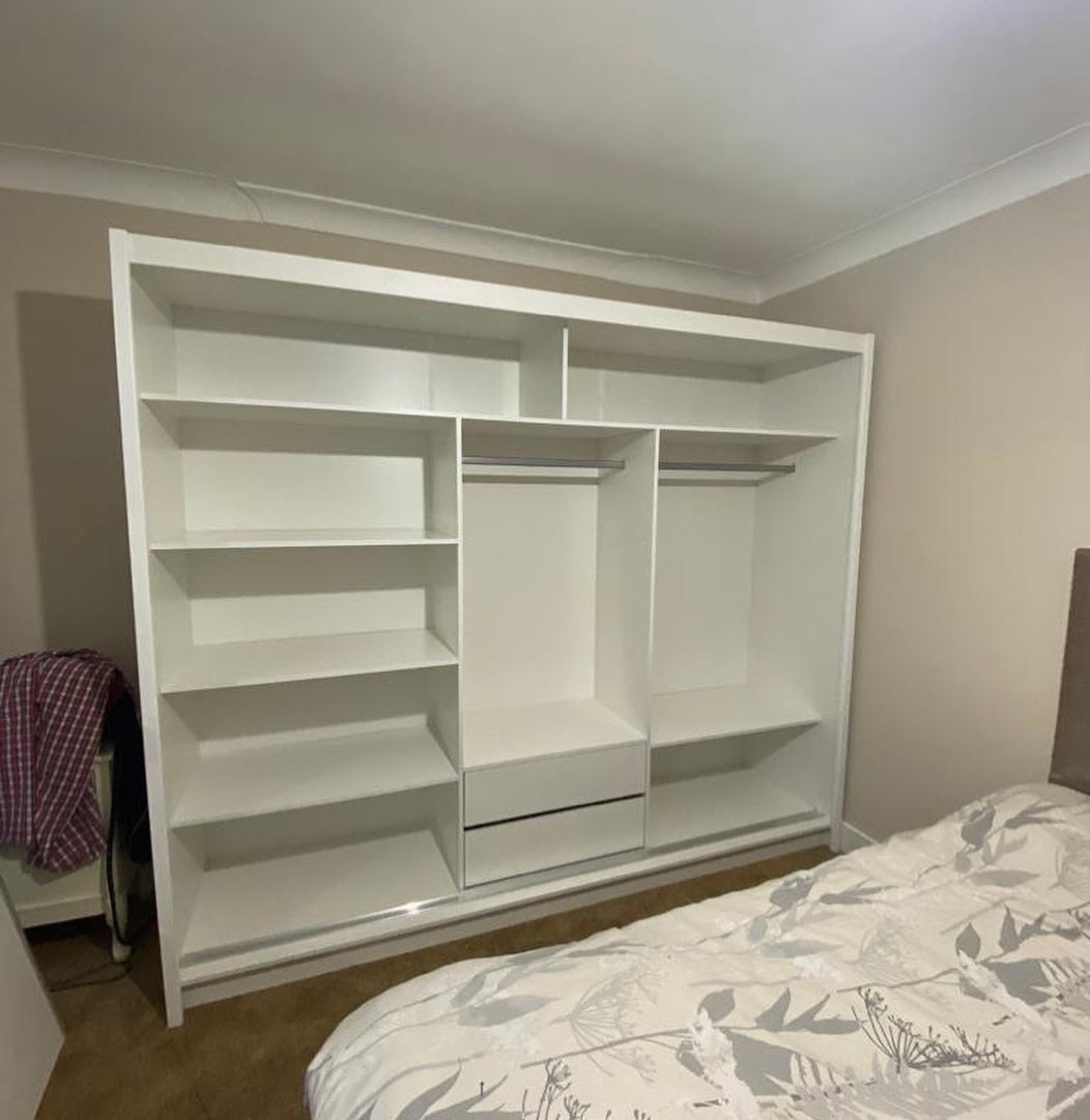 250cm Virginia Sliding Door Wardrobe (White or Grey)