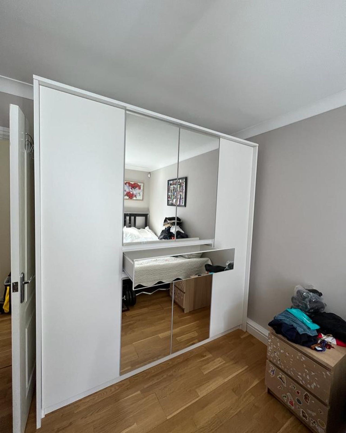 200cm Gemini Wardrobe (available in white, graphite or platinum)