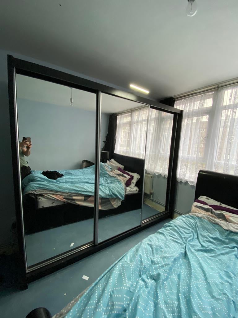 250cm Manhattan Sliding Door Wardrobe (Available in White, Grey or Black)