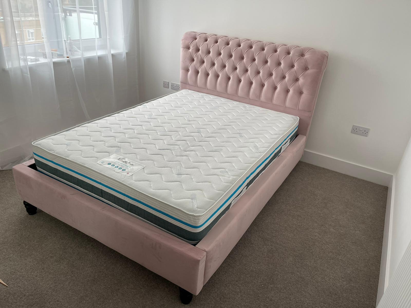 Rose Roll Top Bed