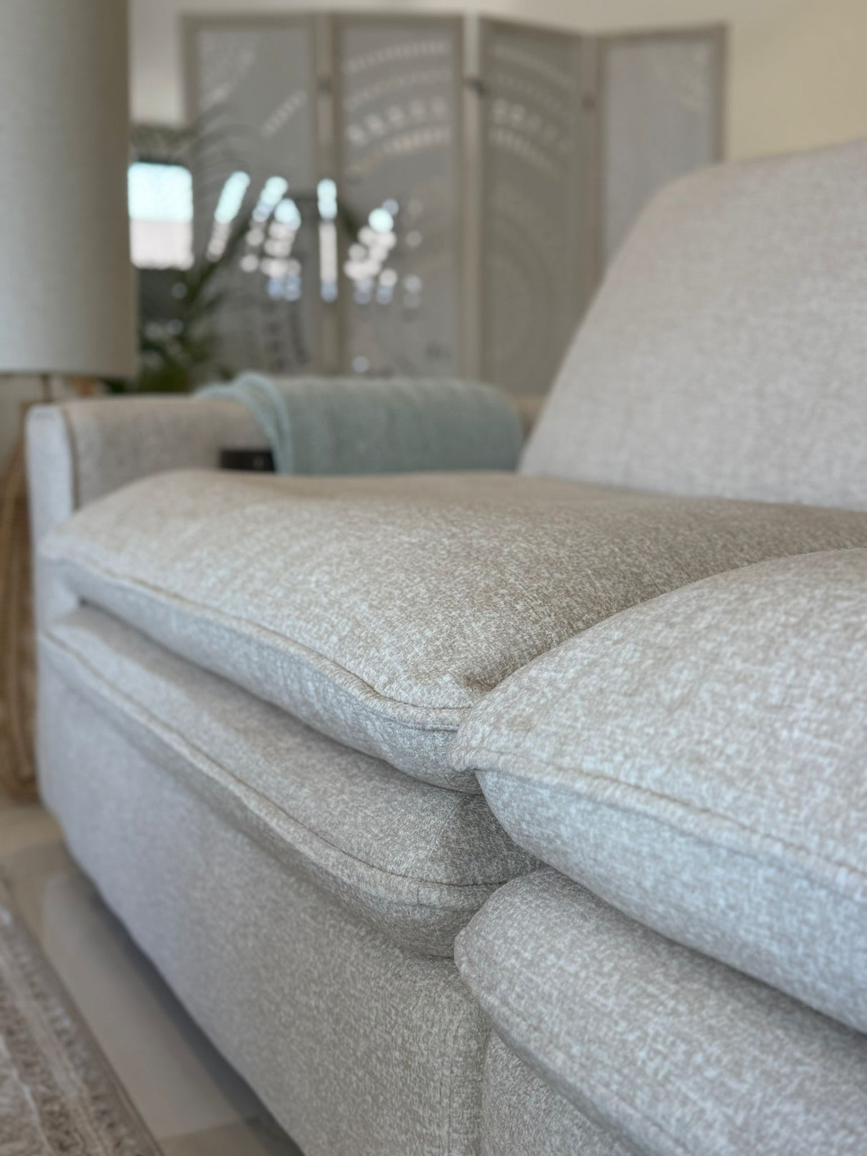 Bella Cloud 3 Seat Electric Cinema Sofa (Available in Beige or Grey)