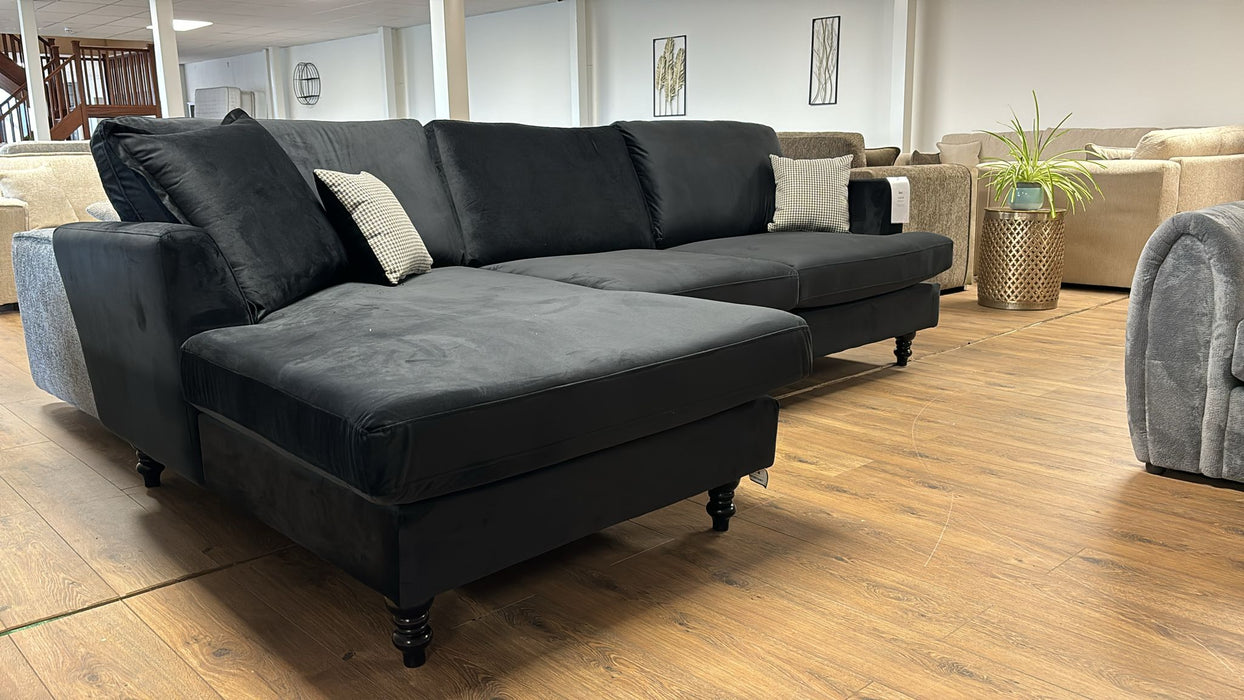 Napoli Chaise Corner Sofa (Available in Plush Velvet Black, Grey or Beige)