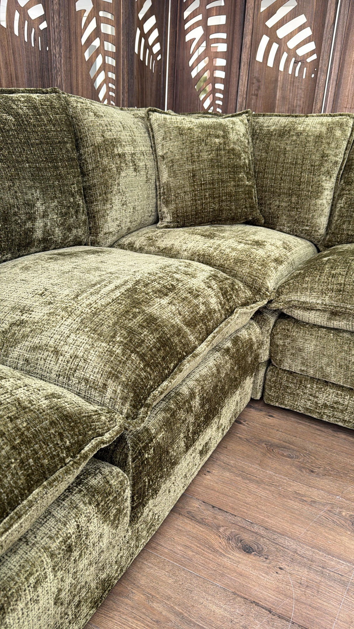 Samantha Corner Sofa (Available in Beige, Grey, Black or Green)