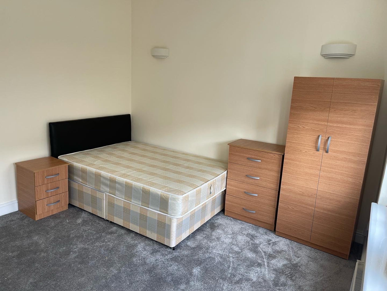 London Furniture Outlet