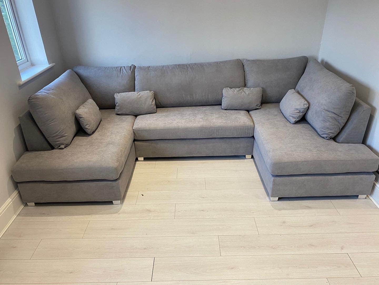 Ellen U-Shape Sofa